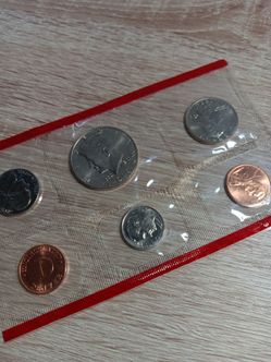 US Mint Uncirculated Coin Set