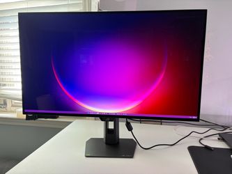 ROG Strix 32” 4K True Black Glossy OLED Monitor