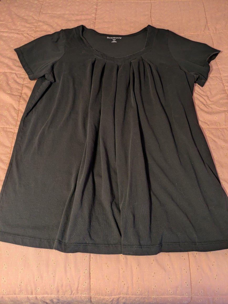 Large 18-20 Woman's Black Cotton Roaman's Top