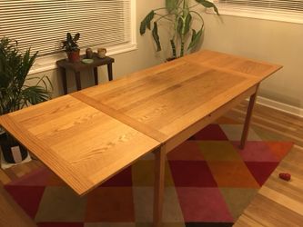 Dania 2024 extendable table