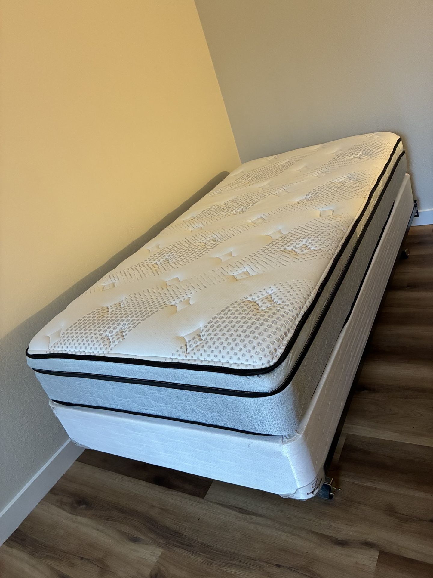 Twin Size Bed
