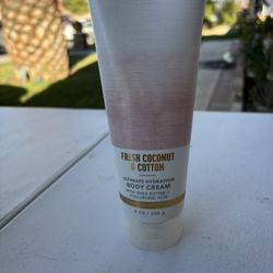 Bath & Bodyworks  Body Cream 