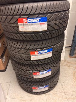 💥 Dcenti D5000 (305/35R24 112H XL): "Big Wheel Energy – Bold Style Meets Ultimate Control! 🛞"