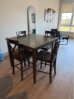 48” table and chairs $40