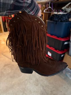 Girls size 5 boots
