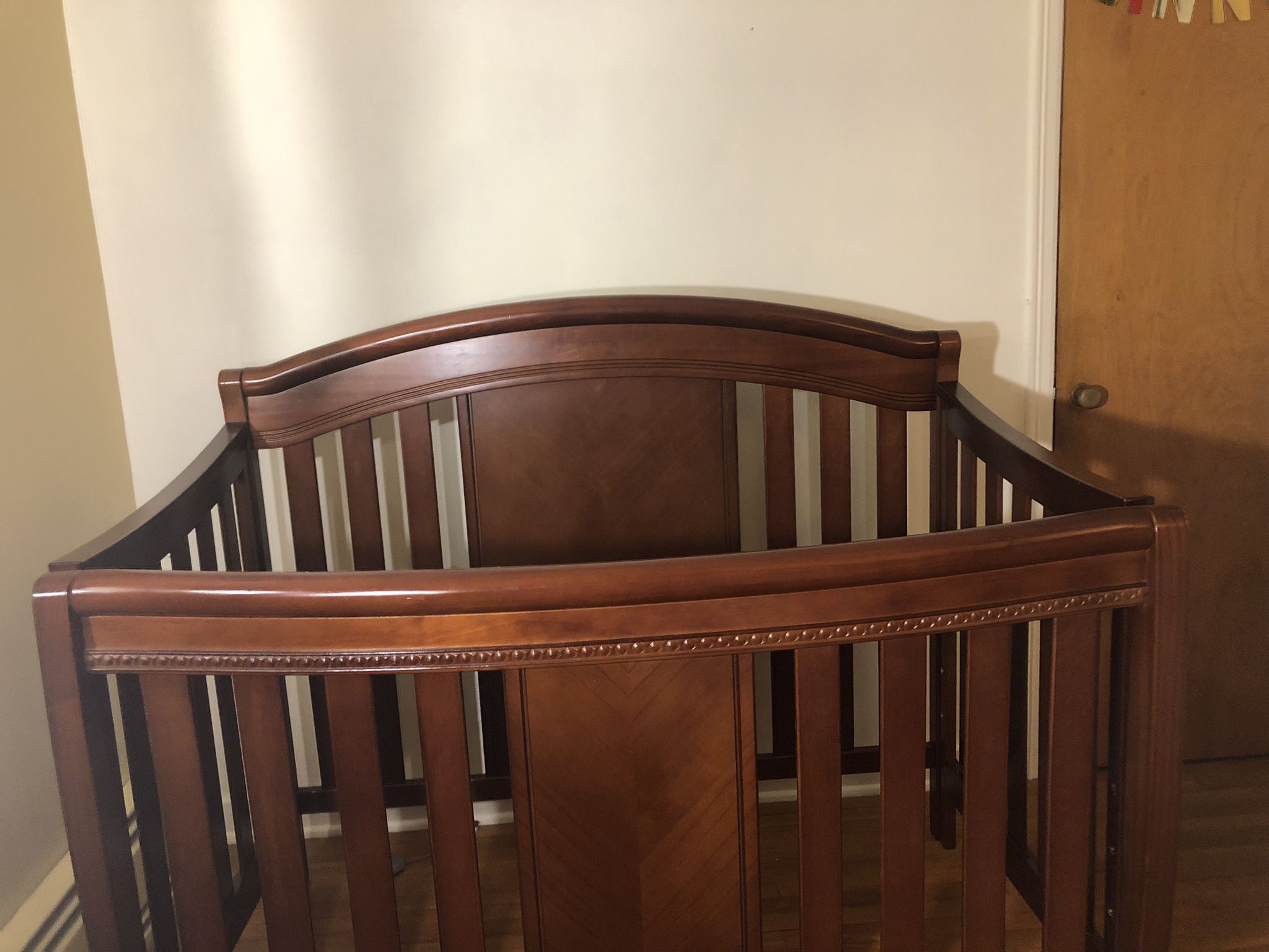 Baby Crib In Very Good Condition With Minor Scratches 