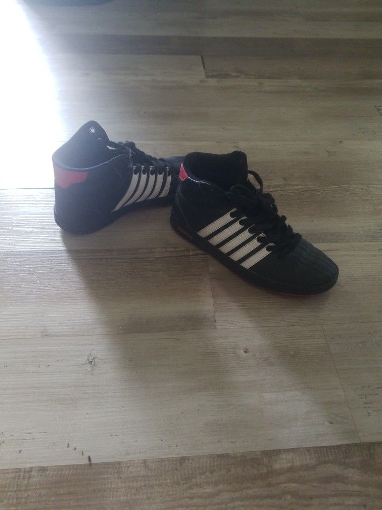 K Swiss