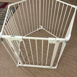 Play Pen  - Dog / Baby 