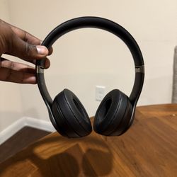 Beats Solo 4