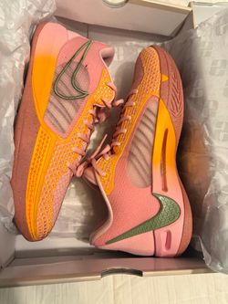 Sabrina 1 Women size 11.5 Men size 10