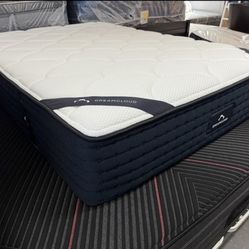 Dreamcloud 14" Cal-king Mattres -LUXURY HYBRID GEL FOAM