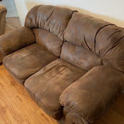 Loveseat & Recliner