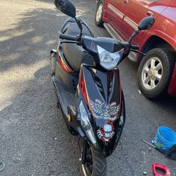 150cc modified moped scooter 