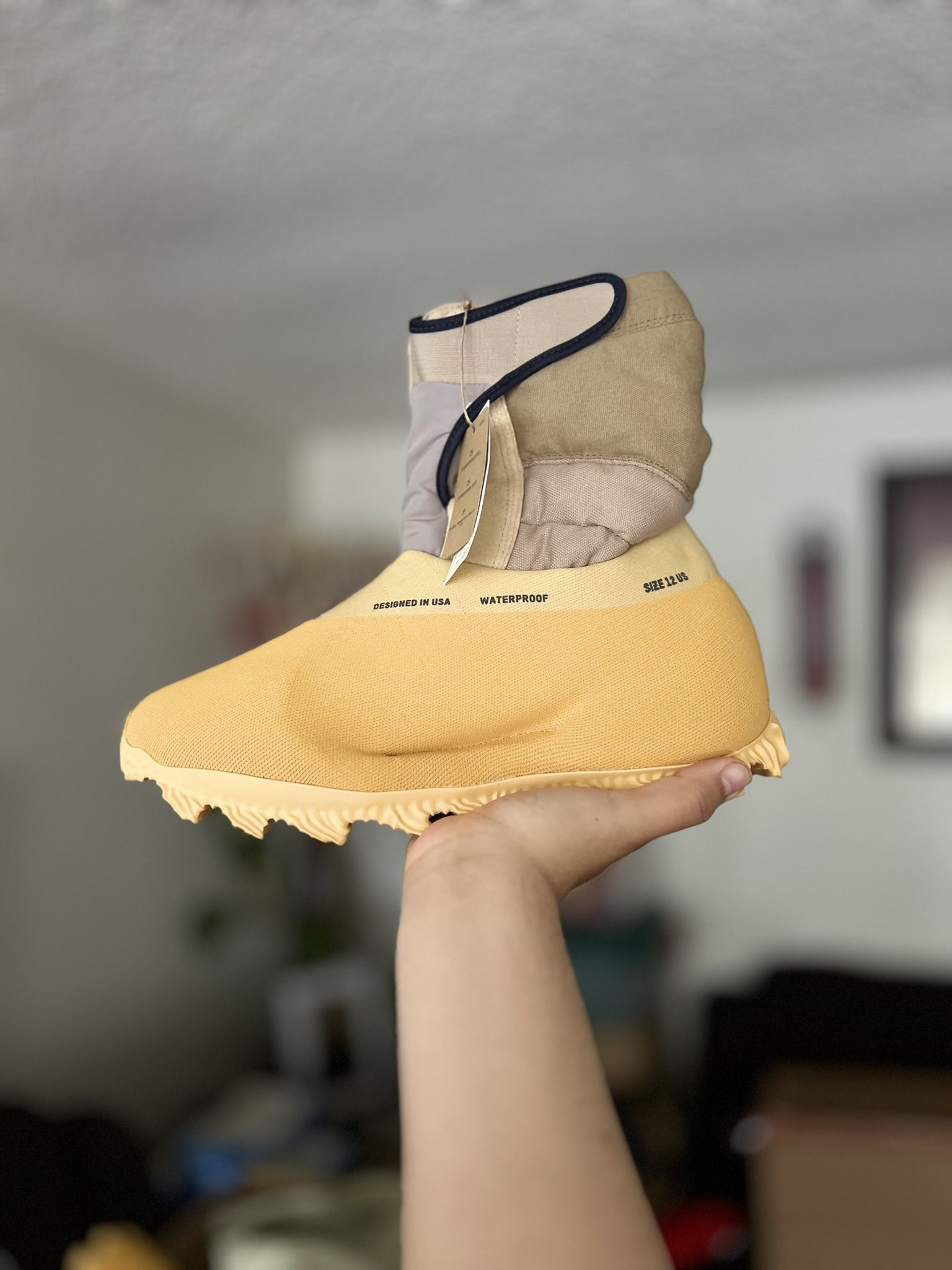 yeezy knit rnr bt sulfur