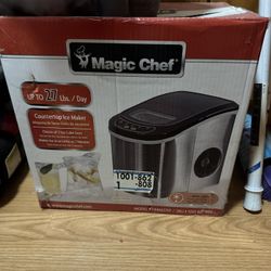 Ice Maker Magic Chef