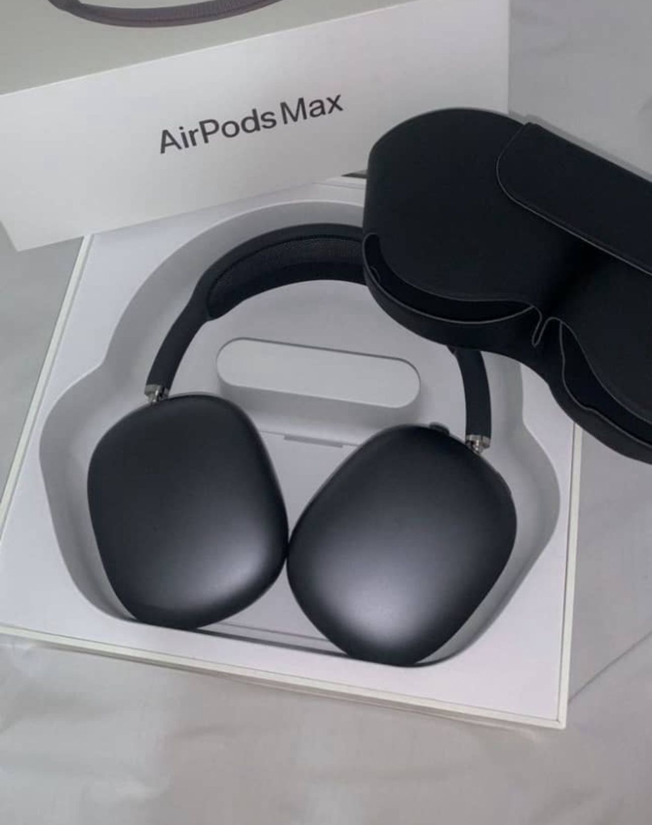 AirPod Maxes