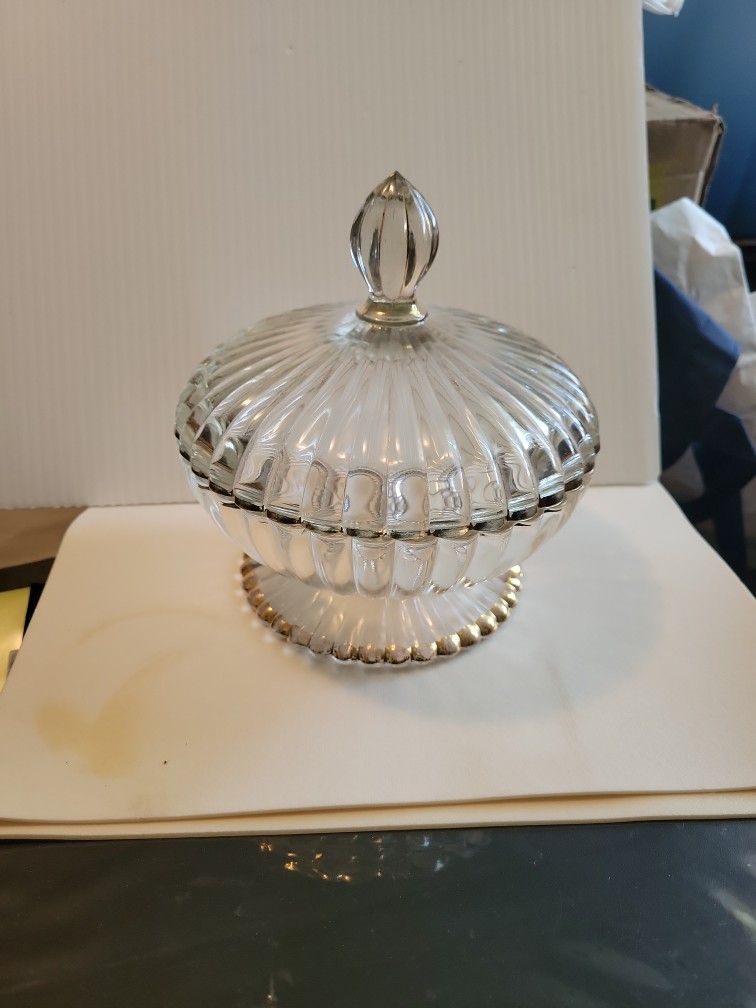 Candy Dish Made By Jeanette In Perfect Condition