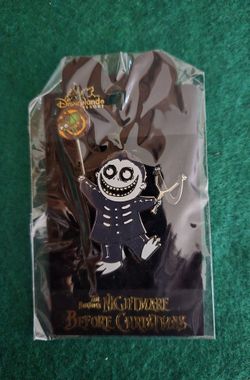 2002 Disneyland Resort Nightmare Before Christmas 13 Days Of Halloween Limited Edition Swivel Pin,  # 12 Barrel 