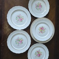 Set of 6 plates
