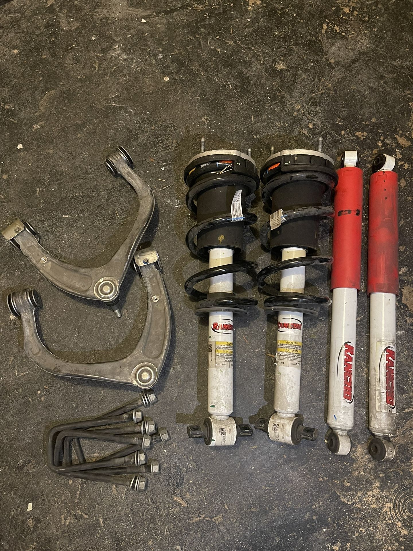 Chevy Silverado Front & Rear Shocks