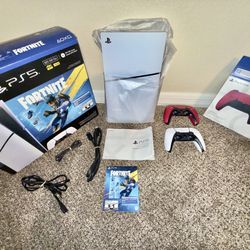 PS5 Digital Edition Bundle – 2 Controllers + Unused Fortnite Code – Like New