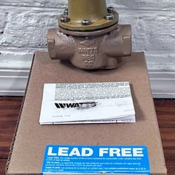 Watts 3/4 Iron Body Water Pressure Regulator Adjust 25-75 psi LFN250B-Z2-020
