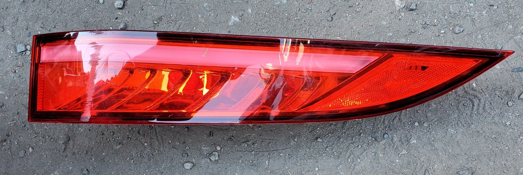 2017 2018 JAGUAR F PACE PASSENGER SIDE TAIL LAMP LIGHT