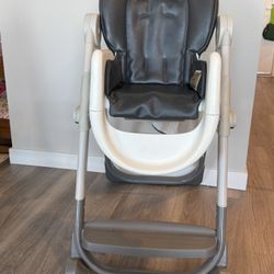 Graco High  2-in-1 Chair 