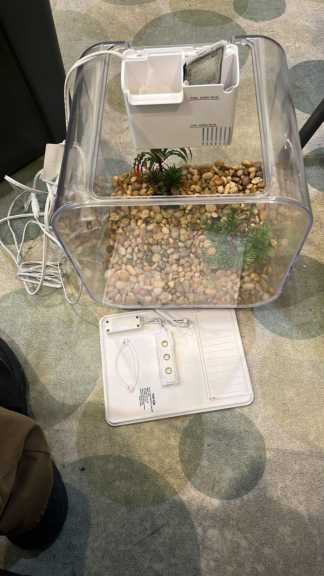 Mini LED Aquarium with Filter System