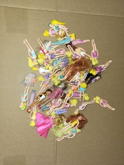 Figures mixed bundle