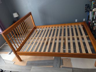 Gorgeous Queen Wood Platform Bed Frame