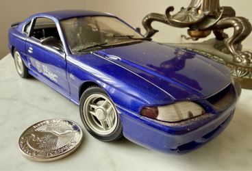 Universal Hobbies 1994 Mustang 30th Anniversary Diecast 1/18