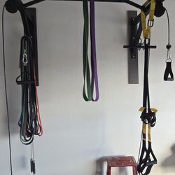 Pull Up Bar/pulley Weight System