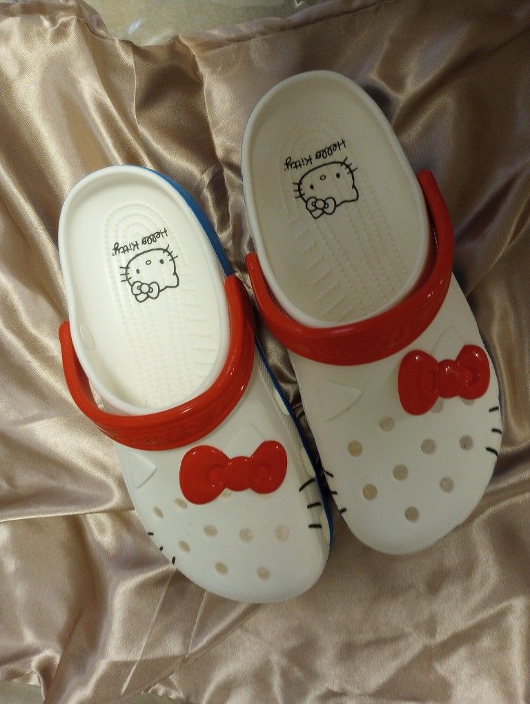 NWOB Limited Edition Hello Kitty Crocs 