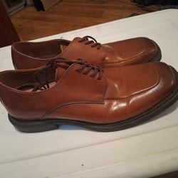 Keneith Cole Size 10.5