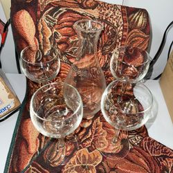 $10-Vintage Luminarc 5 Piece Red Wine Set(glasses & Carafe)