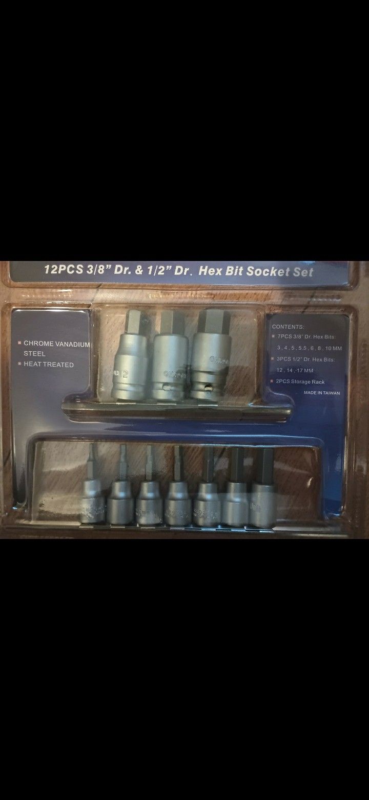 Hey BIT SOCKET SET $16.00