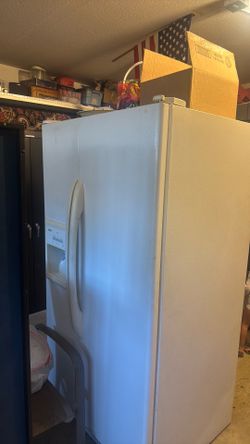 Used Kenmore Refrigerator (Acceler-Ice)