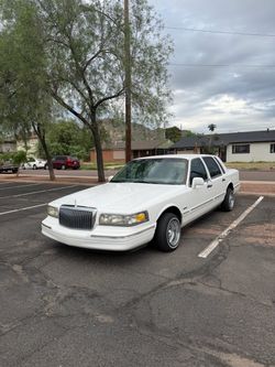 1997 Lincoln Town Car