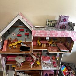 Doll’s House With Furniture 