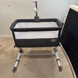 Baby Bassinet bedside