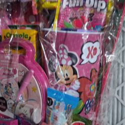 Minnie Mouse Easter Basket