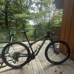 SPECIALIZED WORLDCUP SIZE M