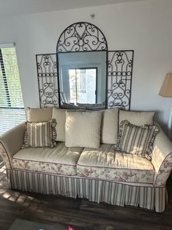 Custom Sofa Couch
