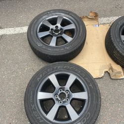 235/65/17 OEM Lexus Rims With Tires