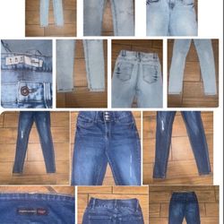2 pair woman’s jeans size 4