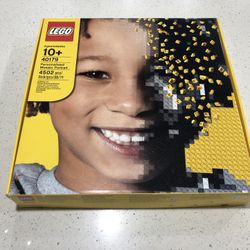 PERSONALISED MOSAIC PORTRAITS 