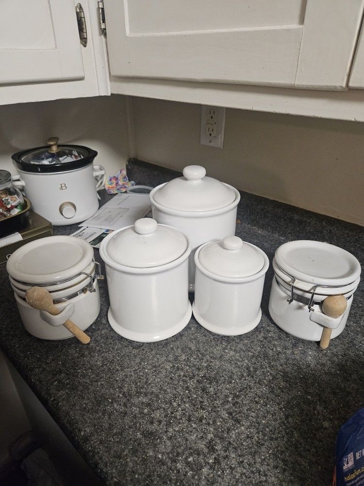 5 Piece Canister Set