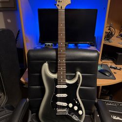 Squier Stratocaster (with Hard Case)