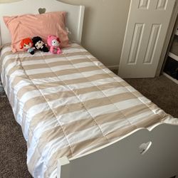 Twin Bed With Mattress 
